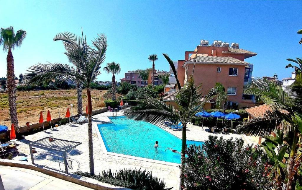 In The Sun Apartment *