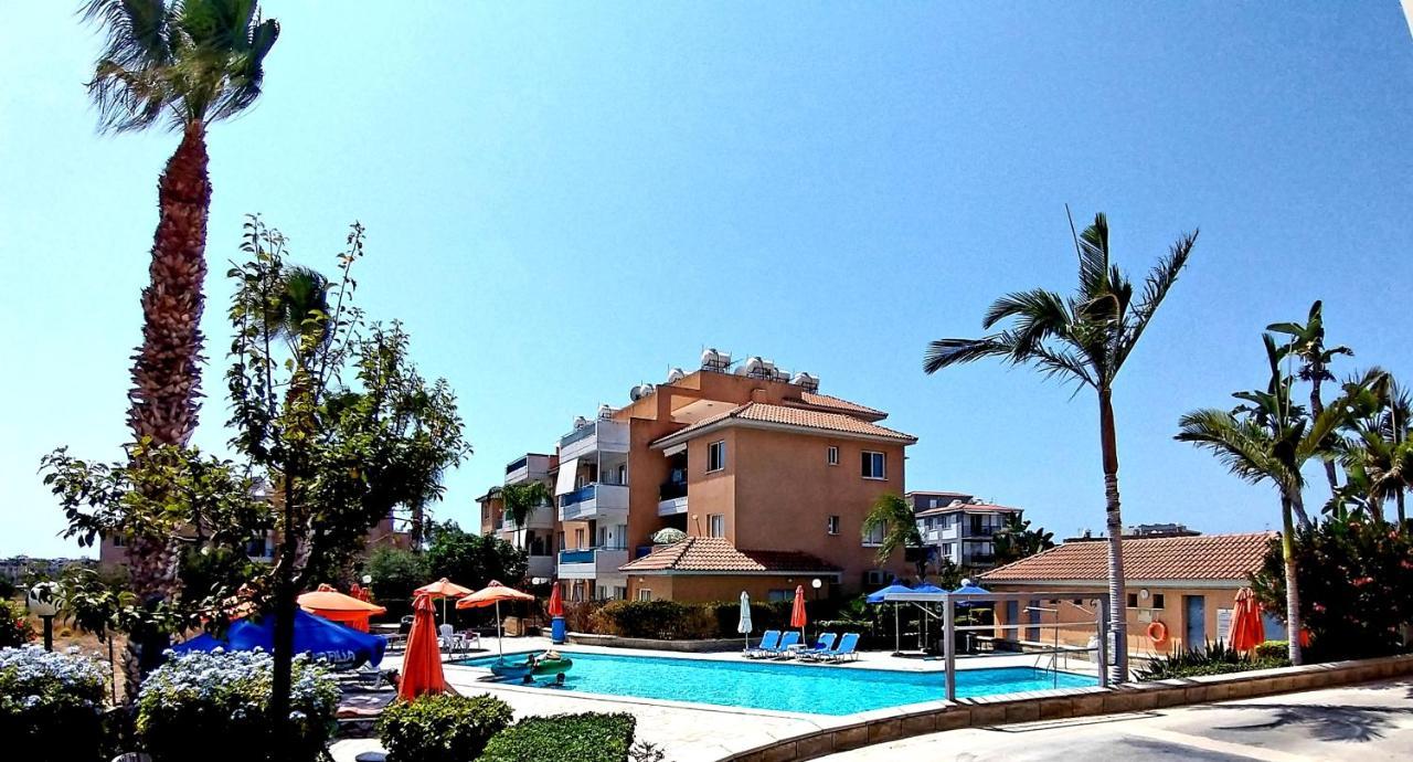 Apartment In The Sun